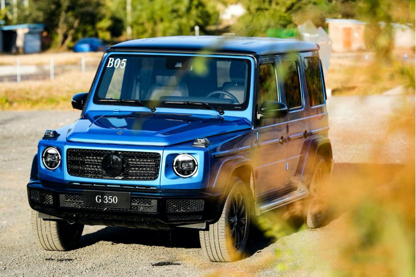 奔驰c63v8全新,告别v8下代amgc63或使用4缸发动机