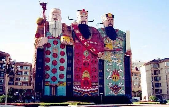 许家印120亿打造莲花形足球场,许家印恒大足球专业足球场