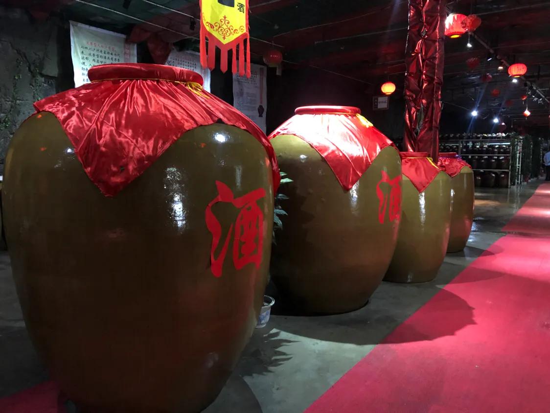 四大天然藏酒洞,西山藏酒洞