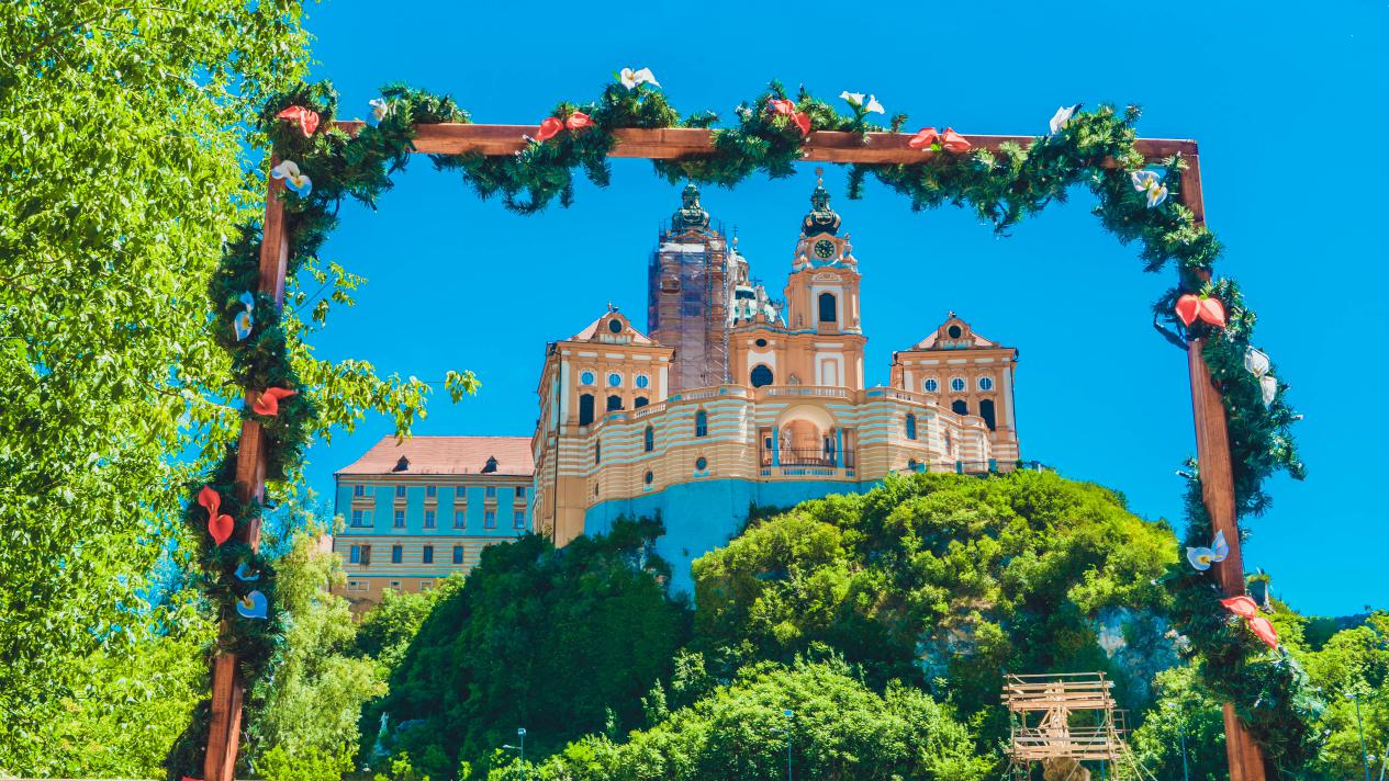 最美十大修道院,世界著名修道院合集