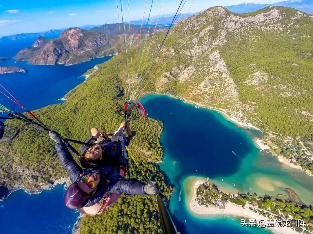*疆新**往西，这片神奇的处女地，去一次相当环游大半个世界！