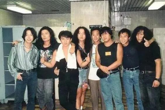 张淇年轻时照片窦唯,无地自容窦唯和张淇的区别