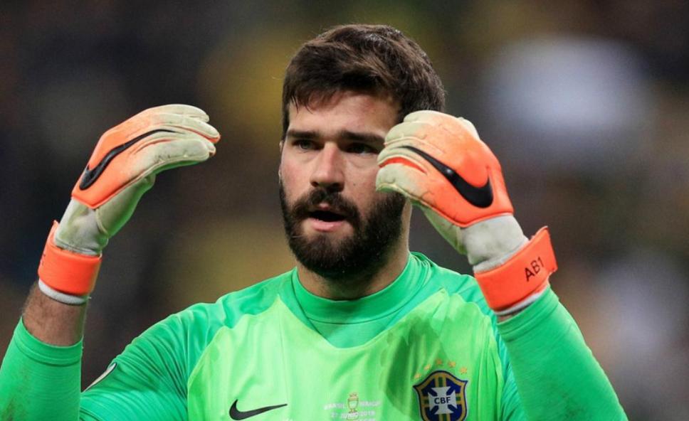 足坛前三人梅西c罗内马尔,足坛最强前锋皇马巨星梅西c罗