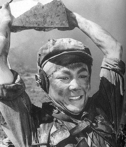 鑻遍泟鍎垮コ鍜岄暱娲ユ箹,鑻遍泟鍎垮コ涓庨暱娲ユ箹鐨勫叡鍚岀偣