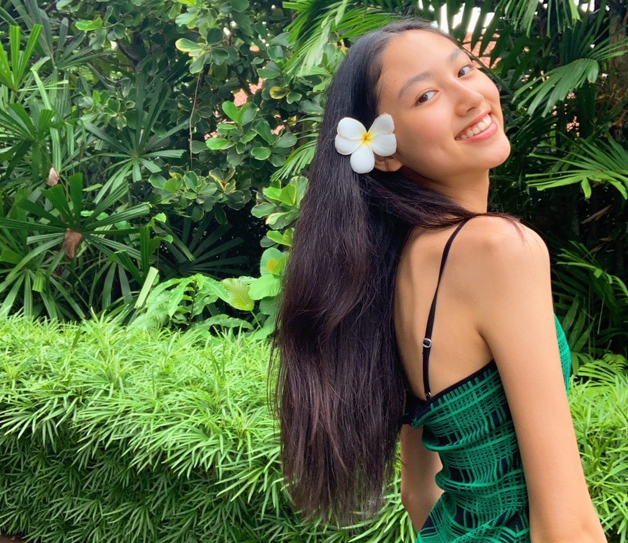 任达华女儿堪称星二代翘楚,任达华12岁女儿身高多少