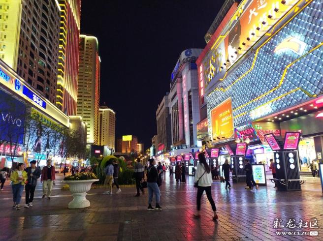 昆明的烟火气回来了！南屏街拟试点夜间外摆，路边摊可以有了，中央文明办宣布重大调整