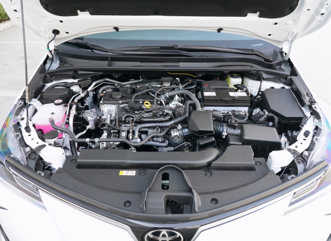 丰田卡罗拉非常省油保值的一款车,丰田卡罗拉十万左右轿车最佳选择