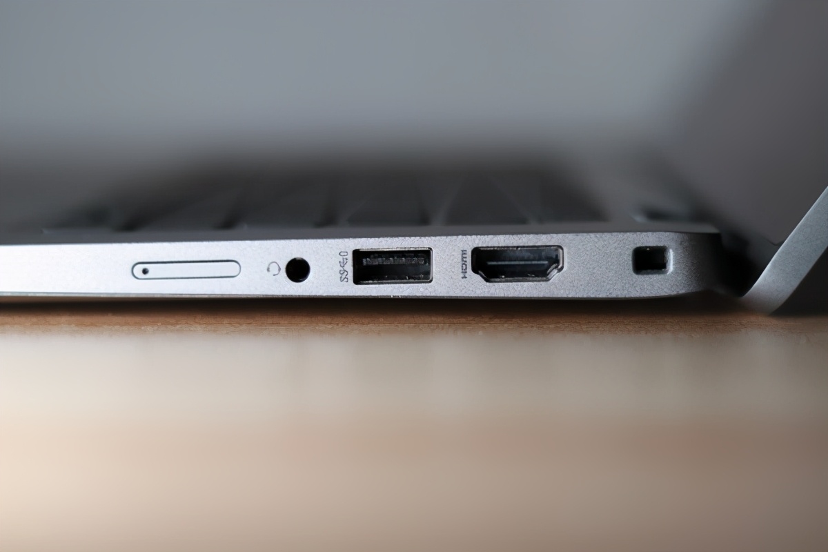 戴尔latitude5330二合一,latitude5320测评