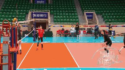 天津冠军领跑,冠军天津投掷