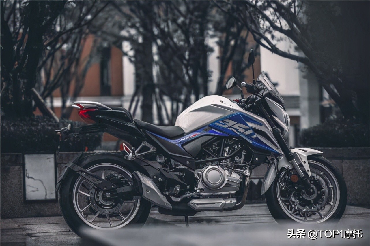 力帆kp350摩托降价4800元,力帆kp350优惠多少钱