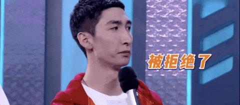 为拿不到偶像签名照而苦恼？看鹿晗、王一博上演教科书式的追星