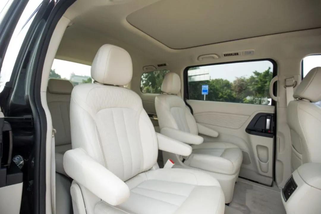 国产长安埃尔法七座商务车,2022埃尔法新车上市车型7座版