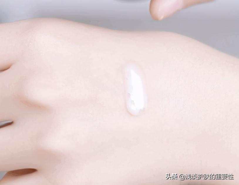 怎样能让皮肤变白，佰花方肌光焕亮精华怎么样？