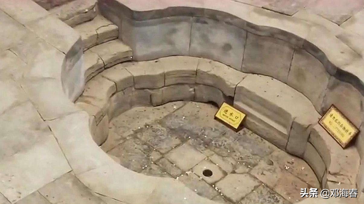 古人没有沐浴露和香皂，如何洗澡？皇帝去泡温泉，老百姓怎么办？