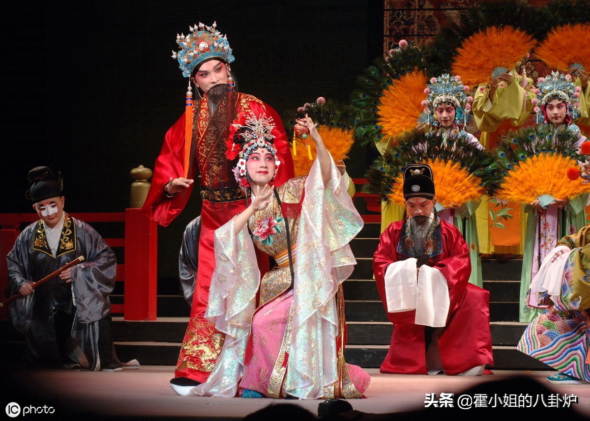 长安十二时辰杨贵妃怎么死的,长安十二时辰杨贵妃从天而降