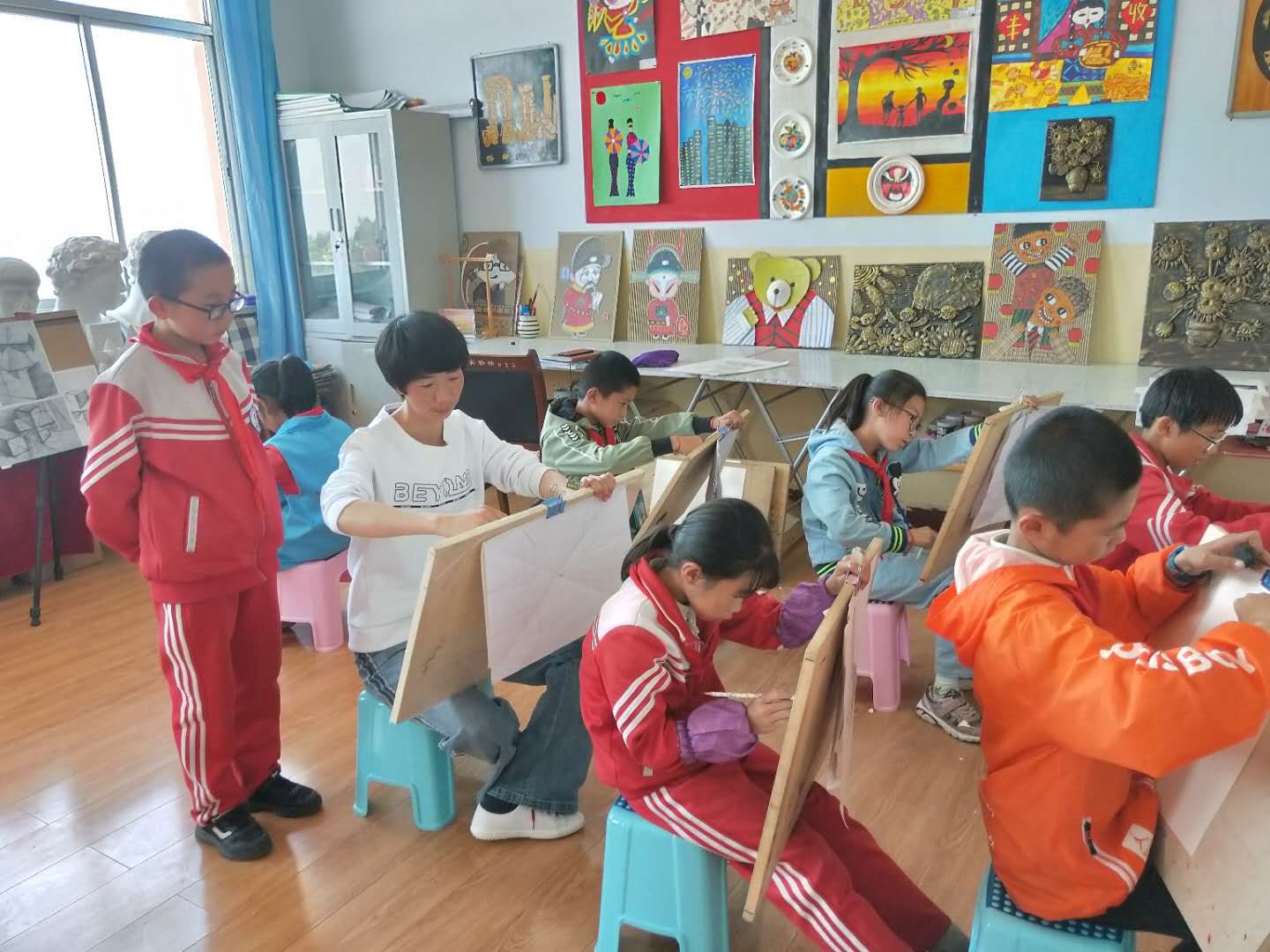 逐梦社团,塑时代娇儿——丰富多彩的新天寄宿制小学第二课堂活动