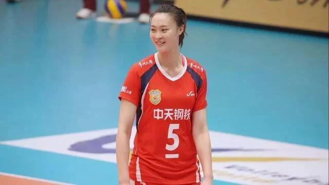 体育竞技：她被誉为女排第一美女，退役嫁富二代，至今未孕有苦衷