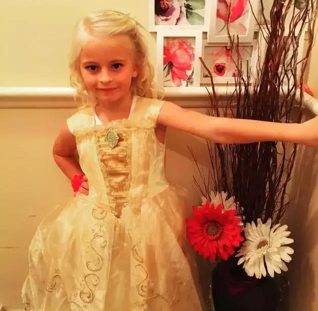 因为卫生棉条被截肢,女星因为卫生巾截肢