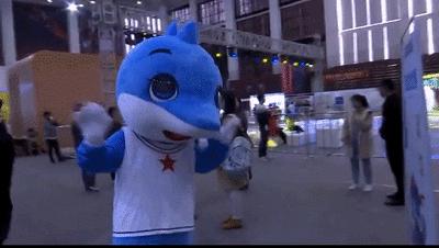 汉马有高端车吗,2023汉马要求多久跑完