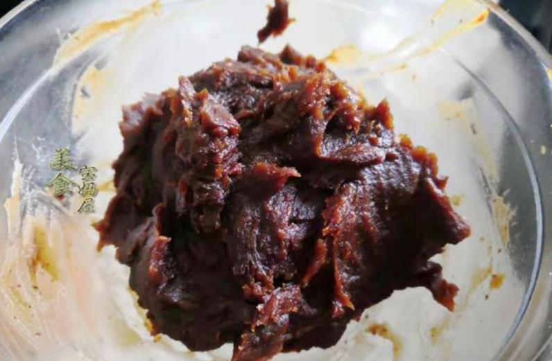 月饼馅料纯手工枣泥怎么做,家常中秋月饼馅料的做法大全