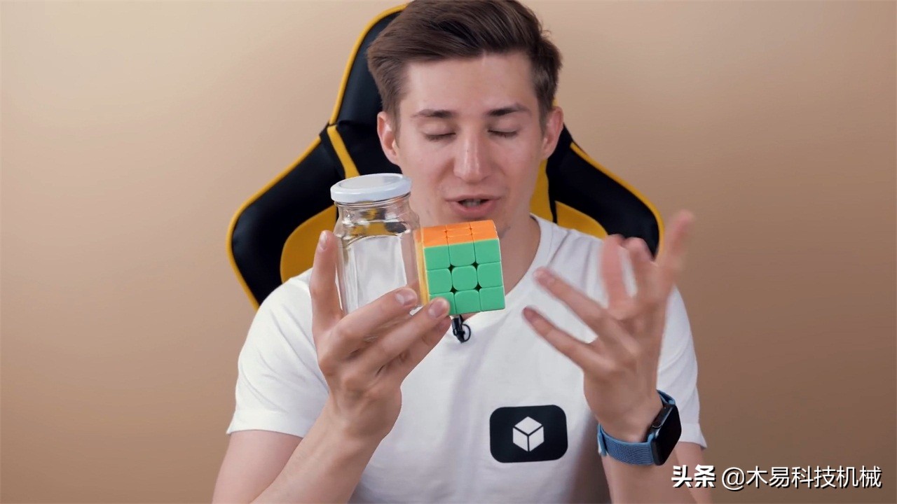 比瓶子大的魔方怎么装进去,比瓶口大的魔方