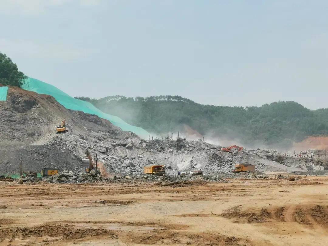 PK掉“两广神机”,柳工成广西梧州莫老板首选品牌