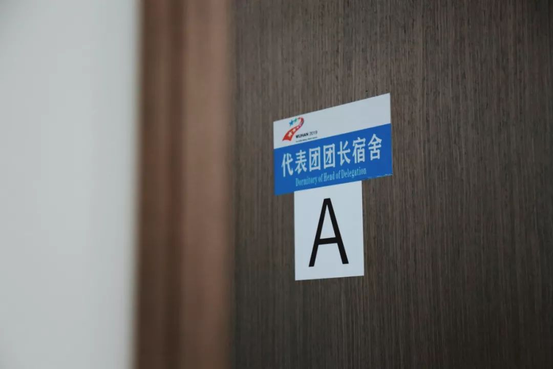 走，带你去看黄家湖畔的“蓝马甲”