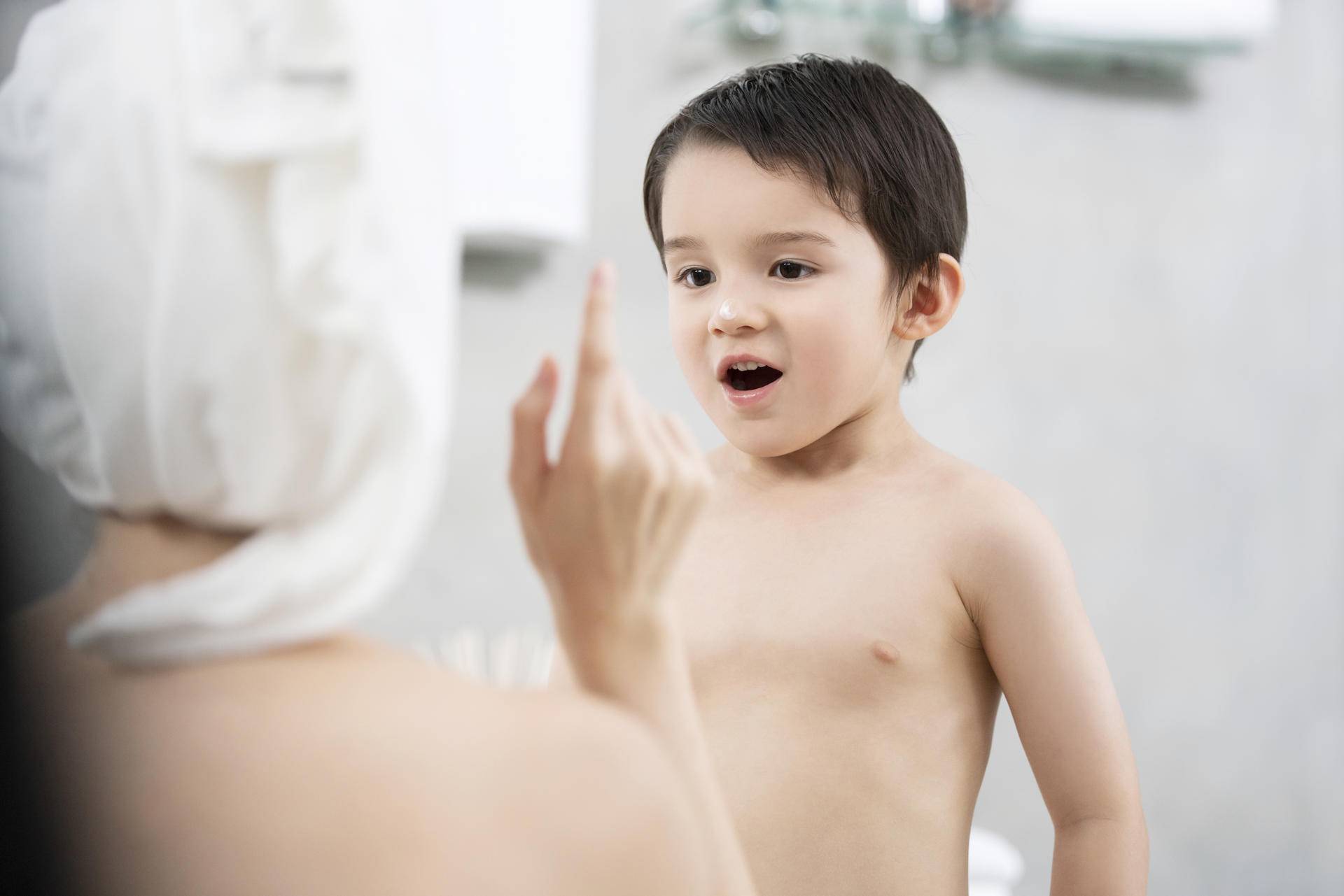 我们来看一下女王节的爆款好物,新女王节好物推荐
