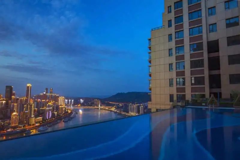 重庆南滨路最好的房子,重庆南滨路三大神盘惊现烂尾楼