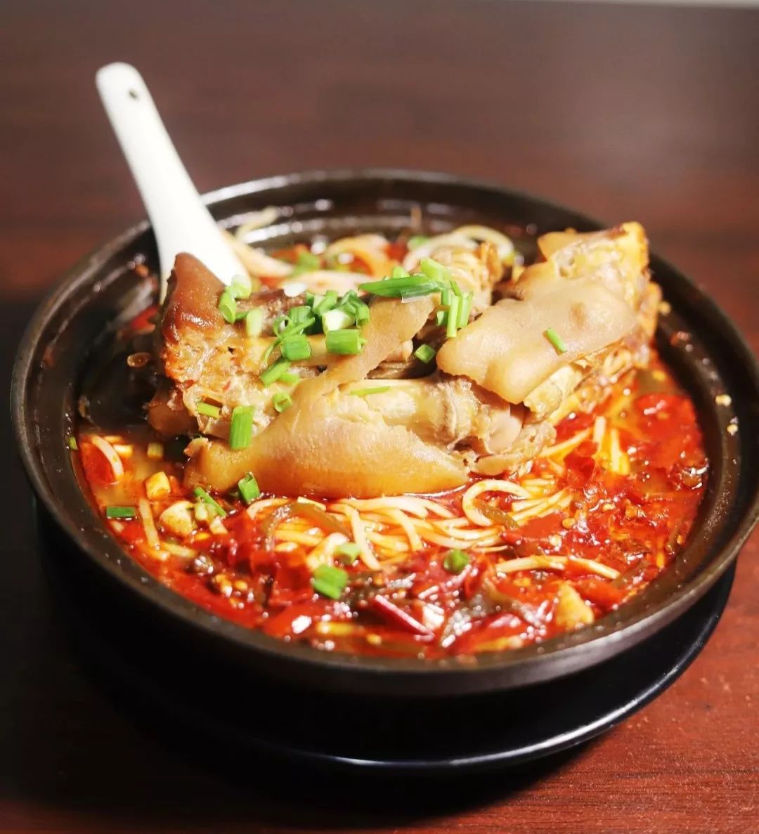 重庆100-200民宿推荐以及价格,100家苍蝇馆子重庆