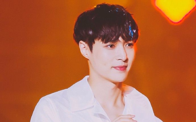 从练习生到当红全能明星：越努力越幸运，浅谈张艺兴的奋斗之路