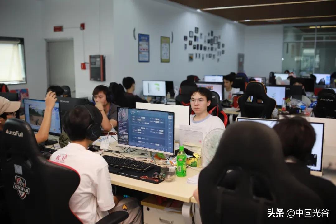 美院毕业自主创业,美院毕业生创业