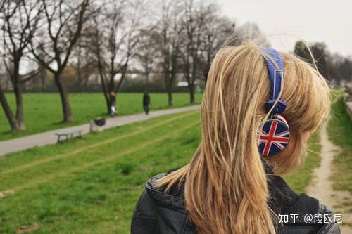 英国留学读研一年费用是多少钱,英国留学读研人工智能专业一年