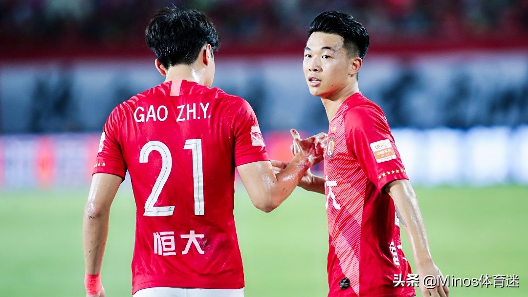 国足张稀哲训练视频,严鼎皓比张稀哲厉害