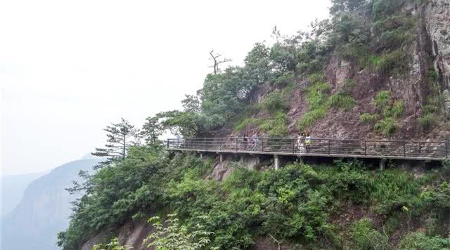 浙江有哪些有瀑布的旅游景点,浙江旅游景点推荐瀑布