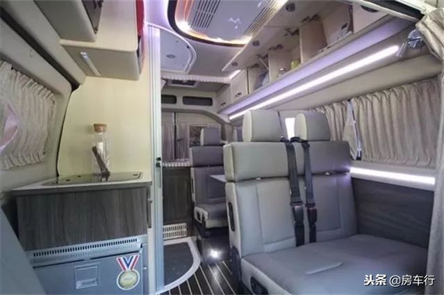 v362全顺房车中轴中顶价格,福特新全顺v362与v348房车的区别