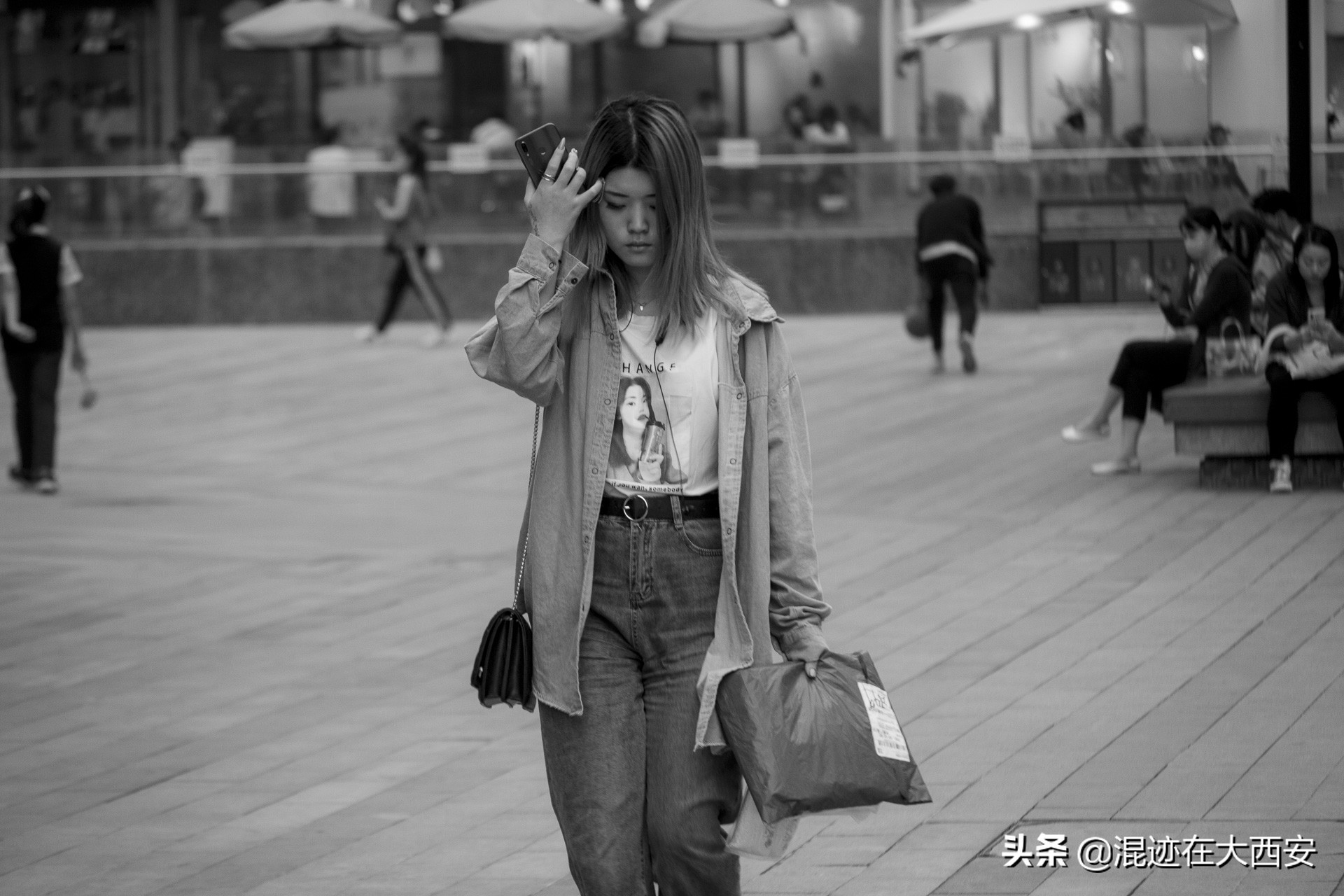 西安中贸广场夜景图,西安中贸广场攻略