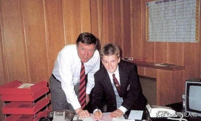 站起来的霍金图片,站起来的霍金