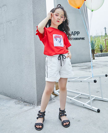 卖童装怎样才能让自己成为搭配师,如何做一个优秀的童装店导购