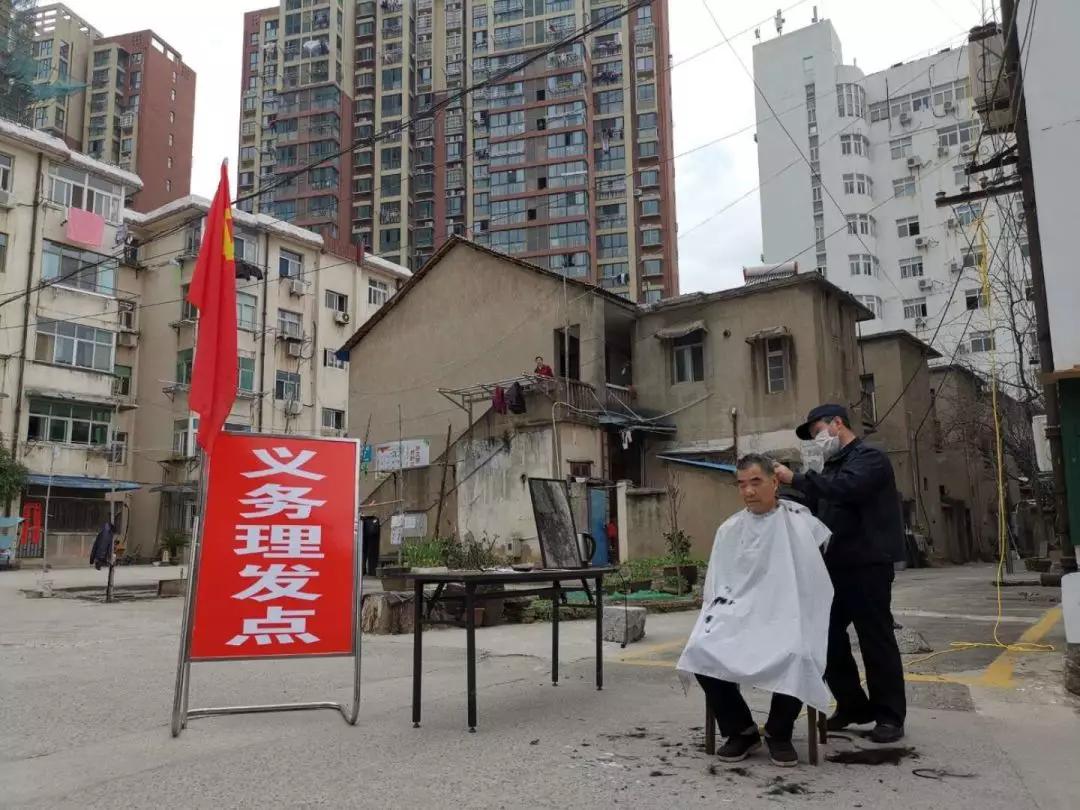 疫情期间民警实际工作,战疫者警察