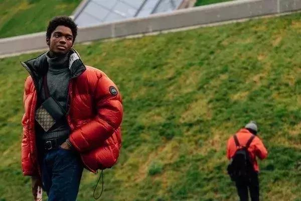 穿搭羽绒服,男生羽绒服成熟时髦便宜