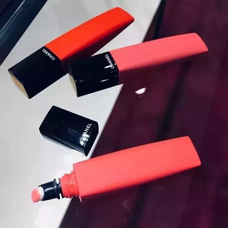 圣诞限定彩妆大牌,2018圣诞限定彩妆礼盒大分享