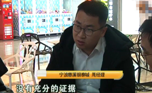 喝酒喝醉了项链被偷了,和朋友喝酒项链掉了报警能处理吗