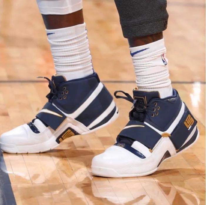 哈雷尔上脚麦迪球鞋,哈雷尔上脚球鞋aj6