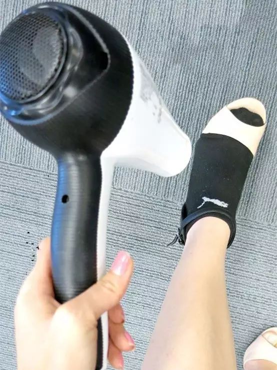 穿高跟鞋避免脚痛的方法,高跟鞋的小妙招