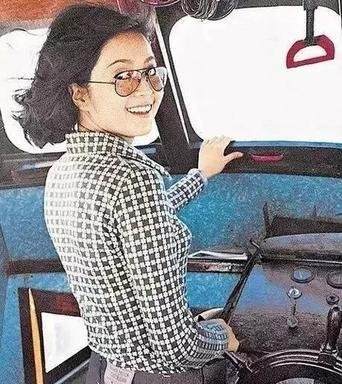 私生女出身的侯佩岑为何婚姻幸福,侯佩岑到底有多有教养