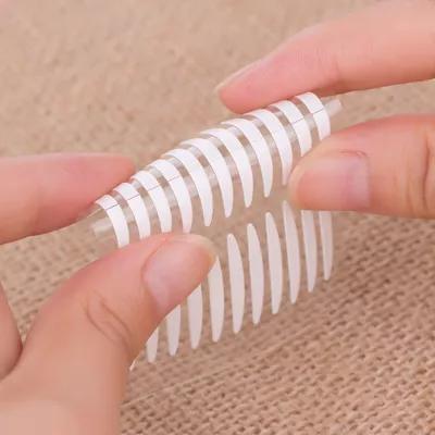 王一博和大张伟戴发带的照片,王一博耍帅大张伟