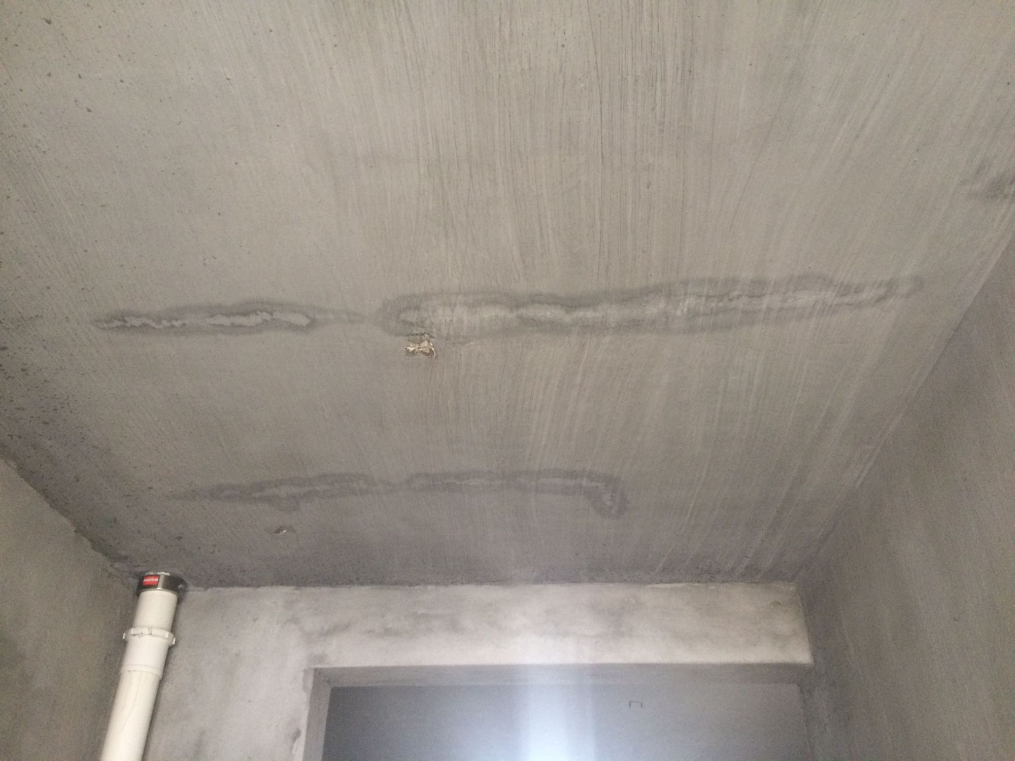 卫生间漏水不砸砖怎么补救,补漏神器轻松解决渗水卫生间漏水