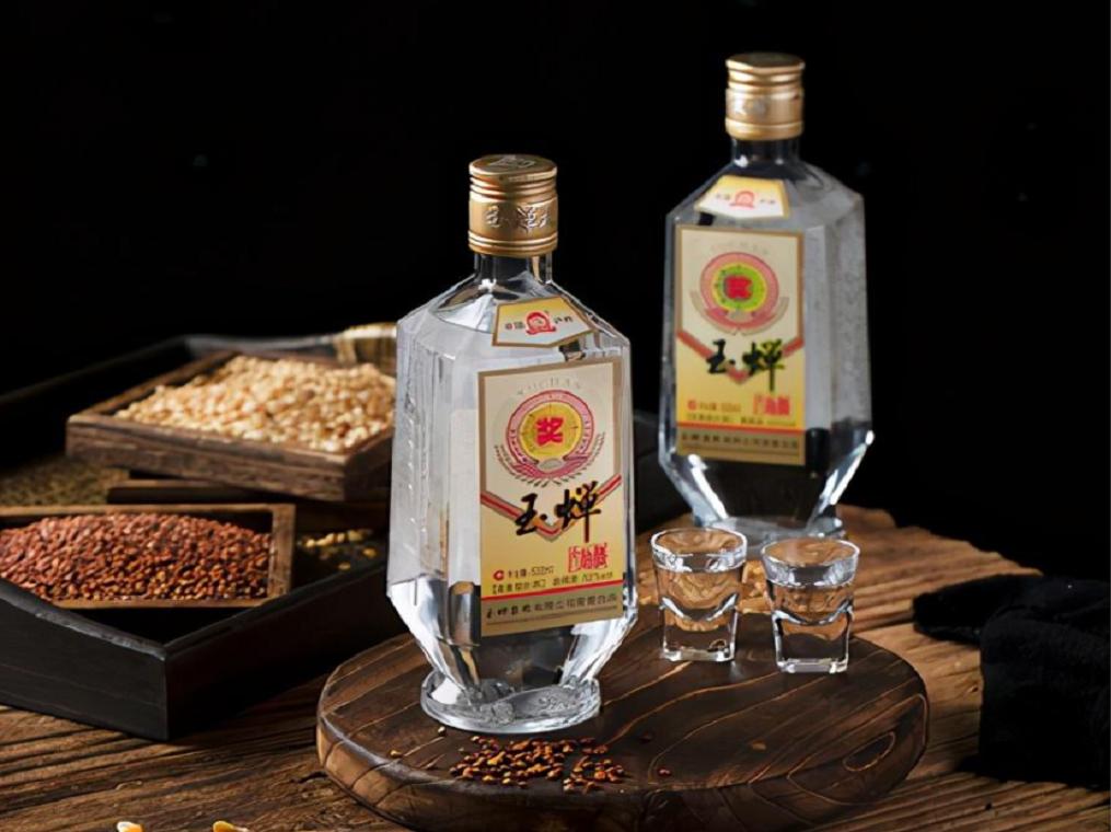 汾酒黄盖汾53度放多少年最好喝,号称夺命53的黄盖玻汾是纯粮酒吗