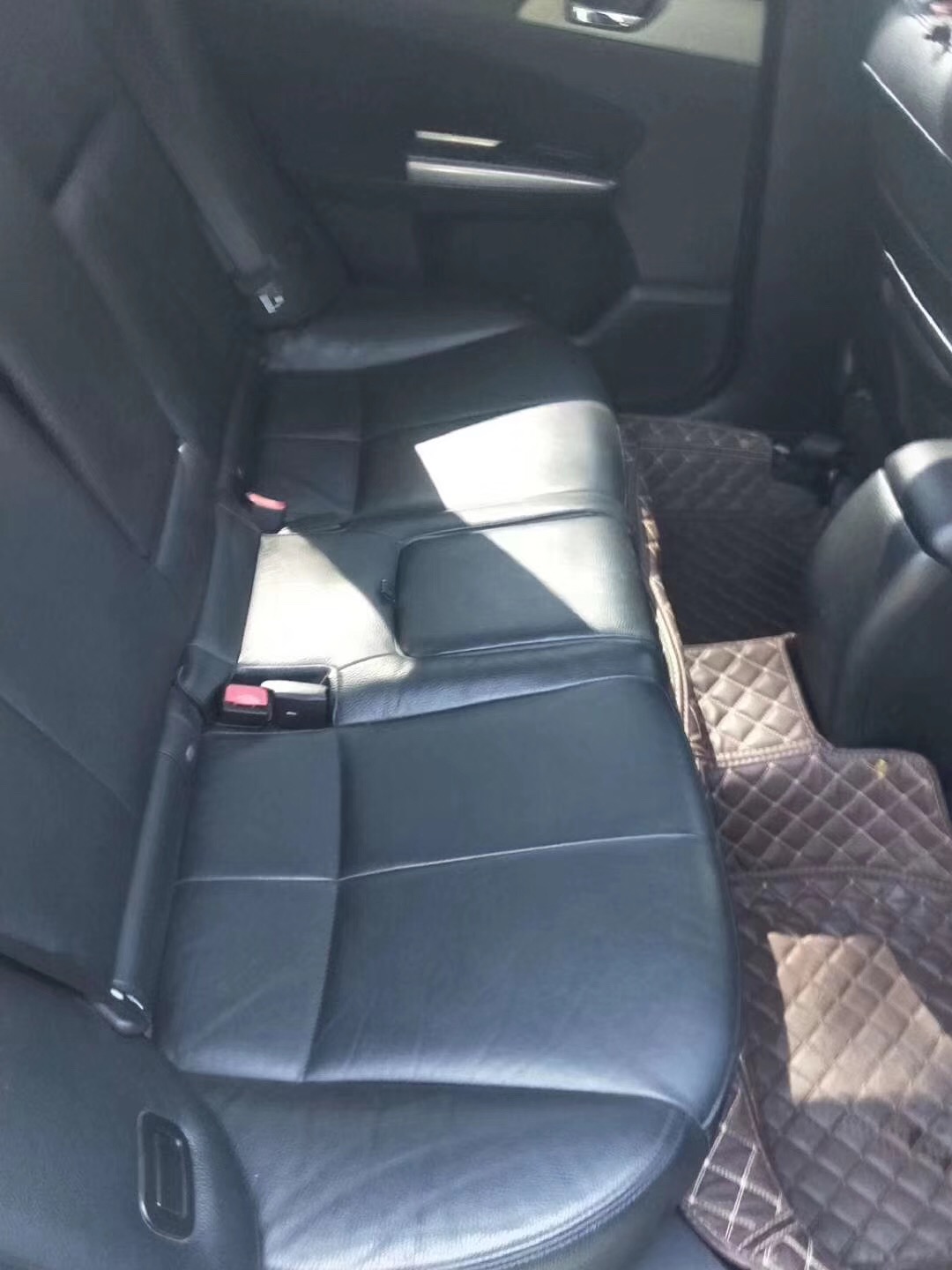 16年2.5斯巴鲁森林人二手车多少钱,二手车斯巴鲁森林人哪年的比较好